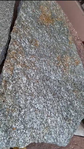 Плитняк златолит серебристый для цоколя, отмостки купить в Республике Марий Эл