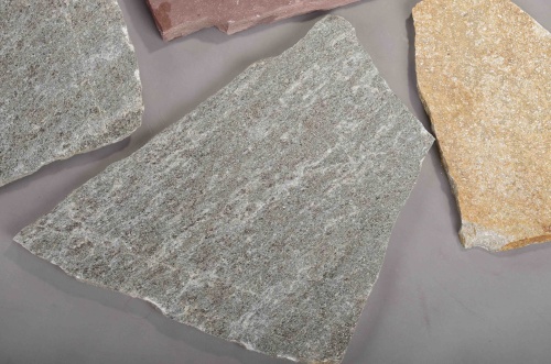 Плитняк златолит Уральский для цоколя, отмостки купить в Республике Марий Эл