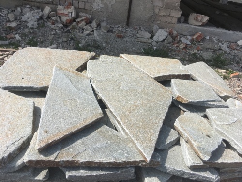 Златолит серебристый галтованный для лестниц купить в Республике Марий Эл