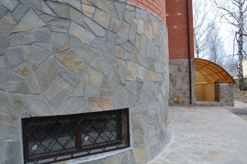 Плитняк златолит Уральский для цоколя, отмостки купить в Республике Марий Эл